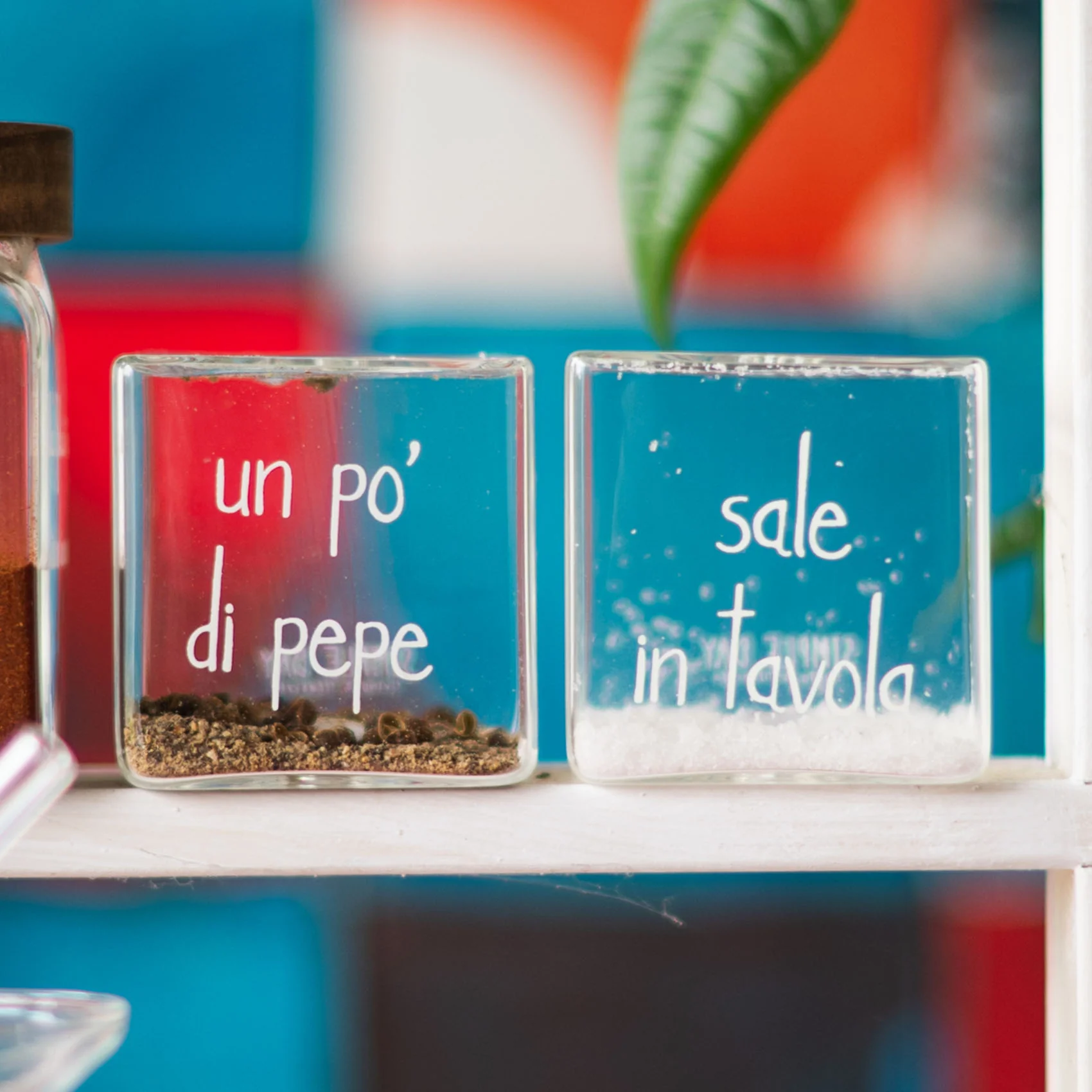 Sale e pepe Sale in tavola - Un pò di pepe